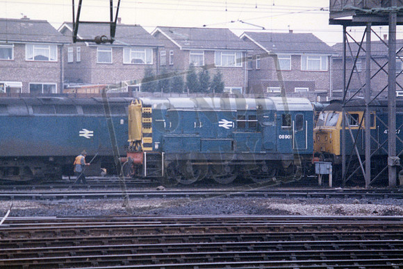 08901 1985-10-23 Bescot shed