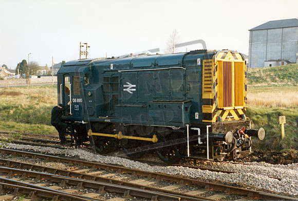 08895 1985-05-12 Gwaun-Cae-Gurwen near Ammanford