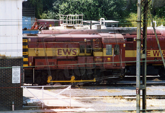 08706 2004-07-05 Bescot TMD