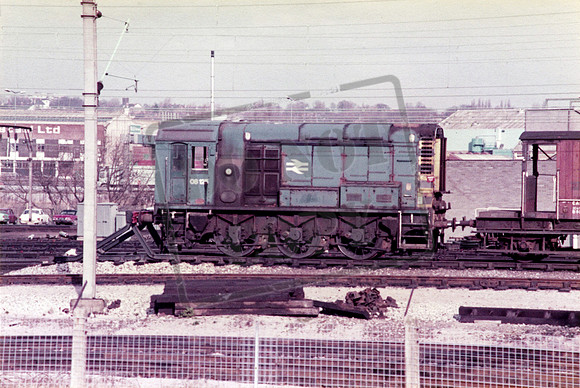 08125 1983-02-08 Bescot Yard