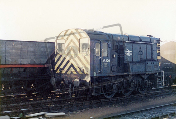 08820 1986-11-29 Bescot Yard