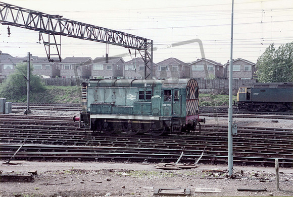 08765 1982-05-12 Bescot Yard