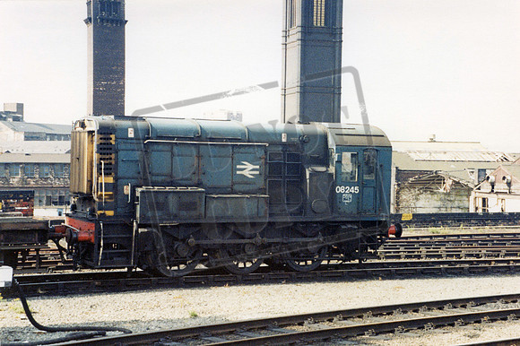 08245 1983-06-12 Leeds City