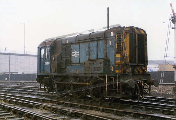 08918 1984-11-18 Widnes