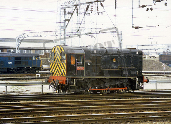 08907 1988-03-20 Crewe Station