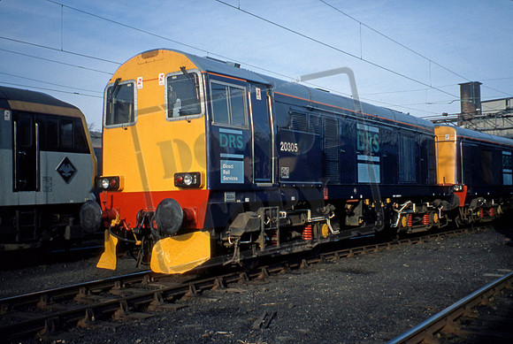 20305 1994c Crewe Electric side