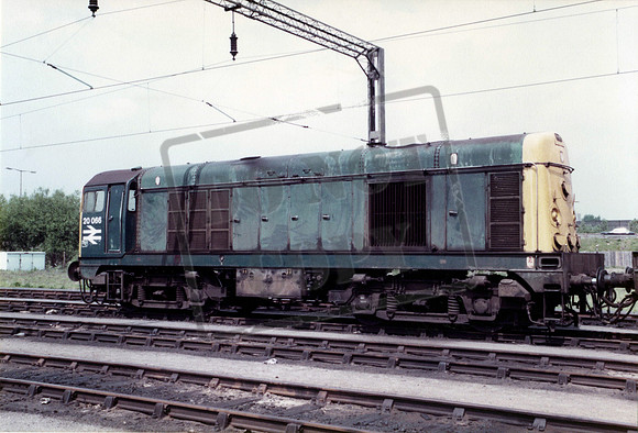 20066 1982-05-27 Bescot  -Mike Lowe  ROPr