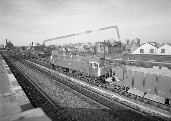 47371 1970s Passing Manchester Exchange Station-ROneg-JC-2041