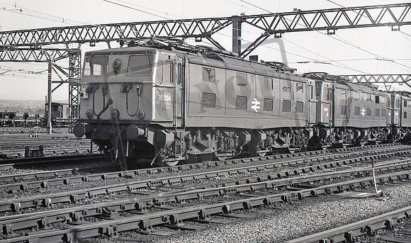 76024 1981-10-04 Guide Bridge