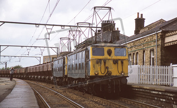76025 1981-05-22 Penistone