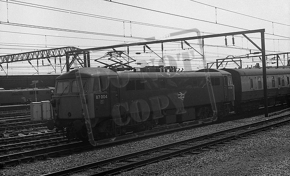 87004 1970s Crewe-ROnegA22037