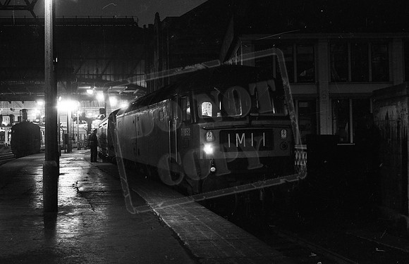 D1852 1960s Glasgow Central probably-ROneg-1604-004