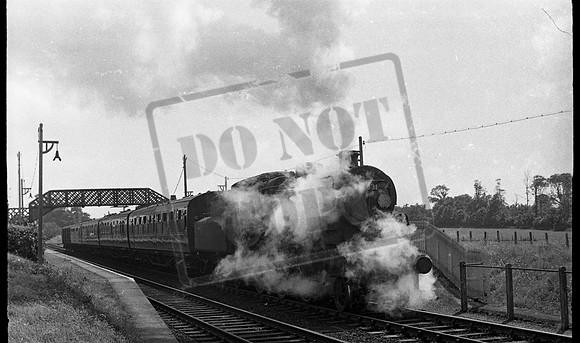 76031 1960s Upwey and Broadwey Up train-ROneg-1903-267
