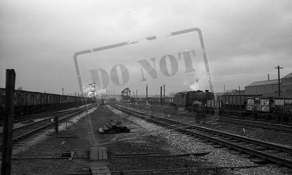 48xxx 1967 Rose Grove station, looking east-ROneg-1612-485-177