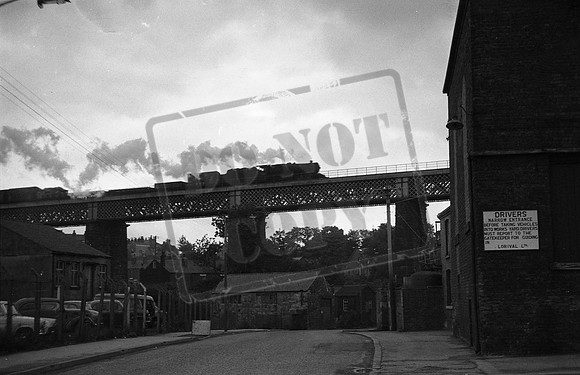 48xxx 1968-07-16 Darcy Lever viaduct above Lorival Works-ROSneg-1403-207