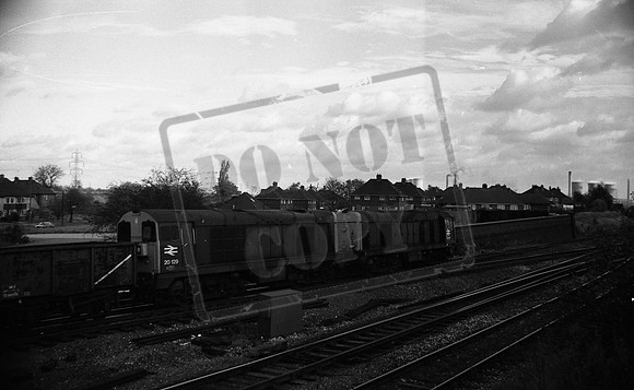 20129 20057 1979-11-05 Water Orton-ROneg-1802-151