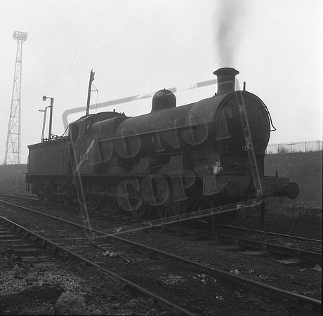 49361 1960s Bescot shed near coal stage-ROneg-032