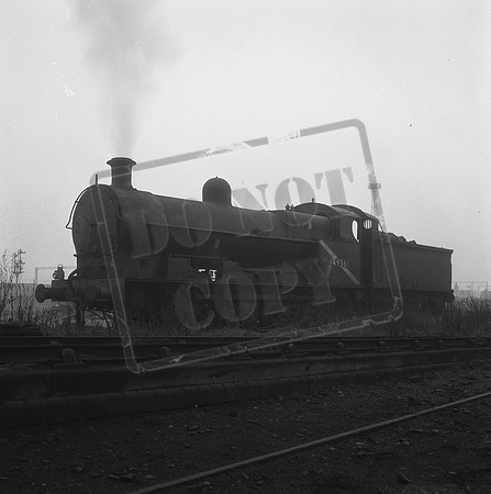 49361 1960s Bescot shed near coal stage-ROneg-101