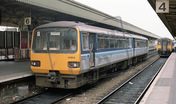 143613 1998-05-22 Cardiff Central