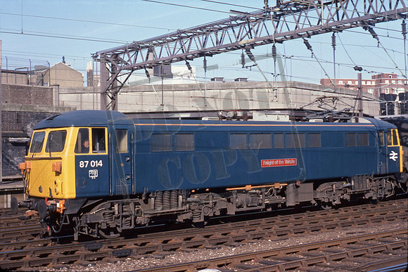 87014 1982-04 Euston