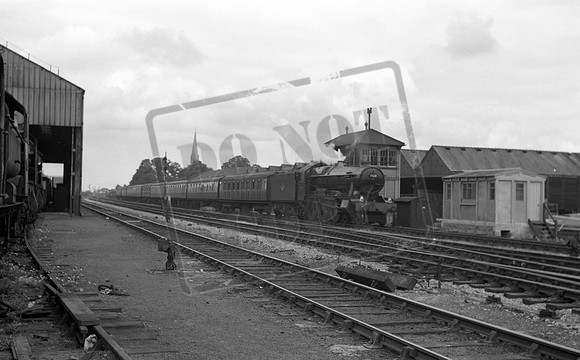 1028 1958-08-17 Swindon Up express-ROneg-1906-039