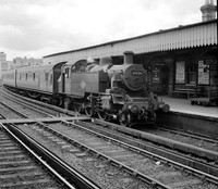 84025 1960-07-18 Maidstone East-ROneg-1304-076