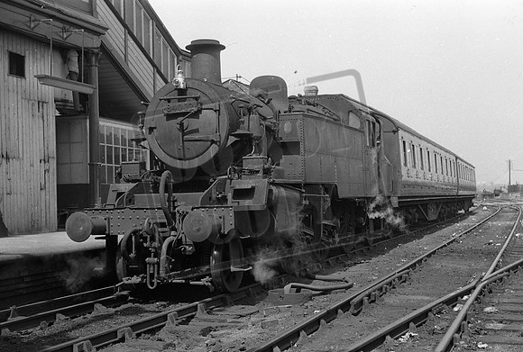 84002 1964-05-16 Wolverton-ROneg-1903-282