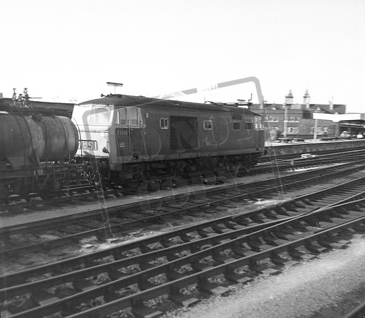 D7016 1970s-ROneg-1308-947
