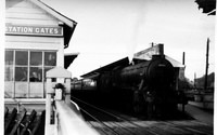 61946 1955c Driffield on local to Hull-ROneg-1610-025