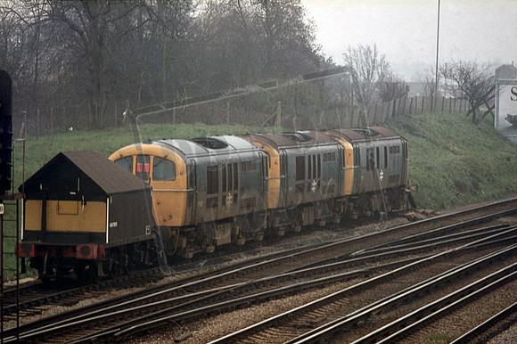 71003  1977-03-26 Ashford