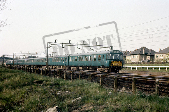 EMU 058 1966-05-01 between Kenton and South Kenton