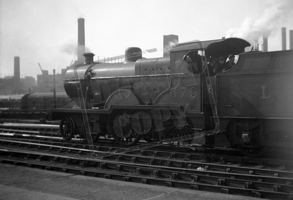 679 1946 Leeds City-ROneg-494