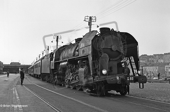 141R1285 1964-07-30 Boulogne