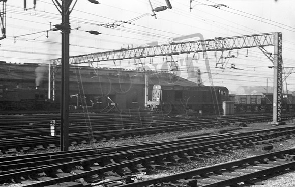 D8017 1960s Crewe-ROneg-1308-918