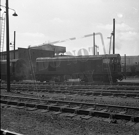 D8017 1959-07-04 Willesden-ROneg-113