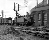 5697 1947-07-29 Gloucester Tramway Junction on trip freight-ROneg-1902-BWB-539