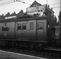 Newton Rings EMU 1960s Ilford-ROneg-078a