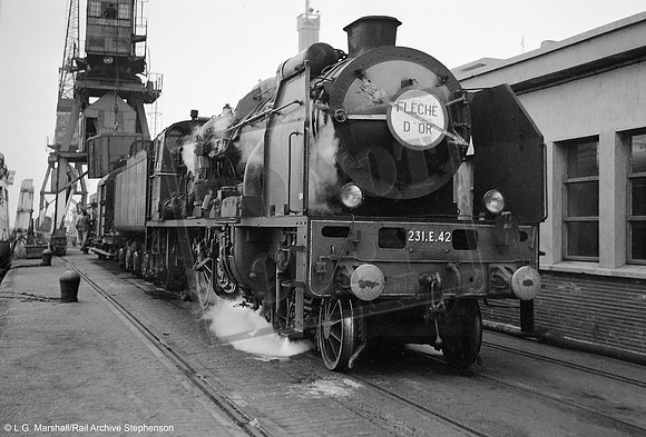 231E42 1960-03-18 Calais Maritime
