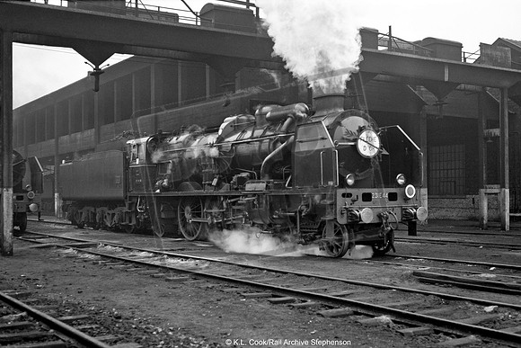 231E44 1958-03-15 Paris La Chapelle