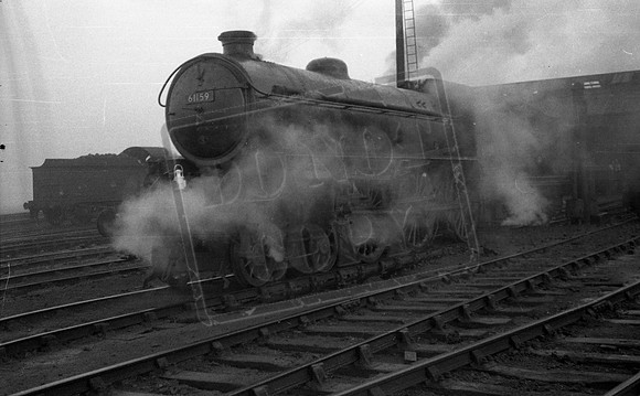 61159 1950s Immingham ready to work early KX train-ROneg-2002-JM-030a