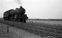 61282 1950s past West Marsh Junction towards Grimsby-ROneg-2002-JM-019