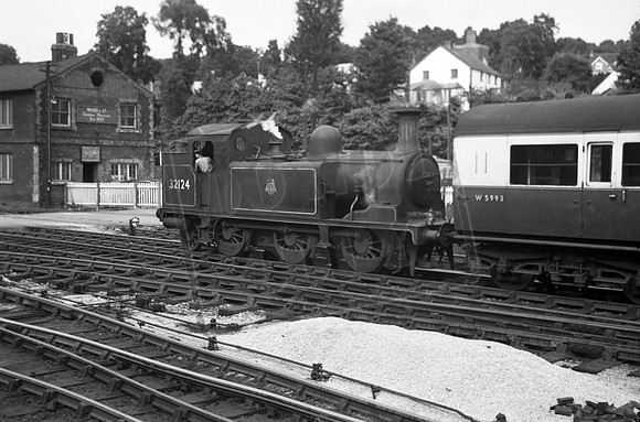 32124 1953-07-31 Exeter St. Davids