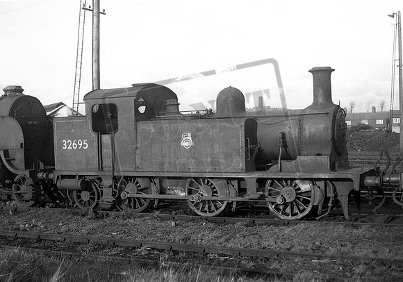 32695 1957 Eastleigh