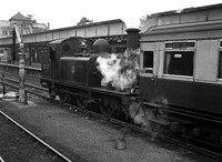 32697 1951-09 Exeter Central