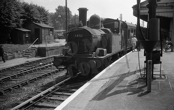 1451 1963-07-29 Exeter St Davids on Exe Valley train-ROneg-1305-526