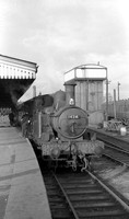 1424 1960s Gloucester on the Chalford Auto trainROneg-1612-808-030