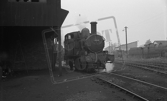1458 1964-10-27 Horton Road Chalford branch loco-ROneg-PK-B14-075