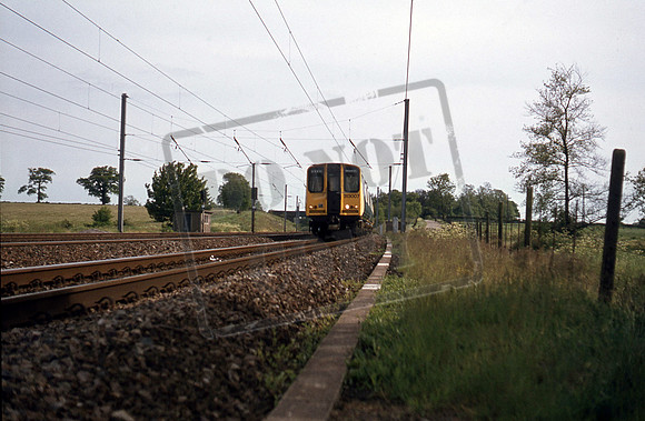 EMU 313007 1977-06-01 Nr Brookmans Park