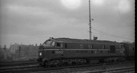 10001 1954-03-21 Clapham Junction-ROneg-633
