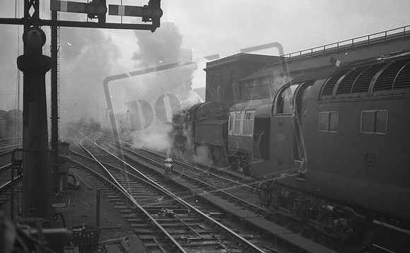 D9014 1966-11 Leeds Central-ROneg099